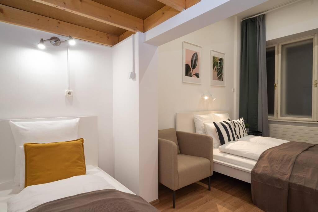Best Located, 150 M2 5 Bedrooms Apt., Budapest Luaran gambar